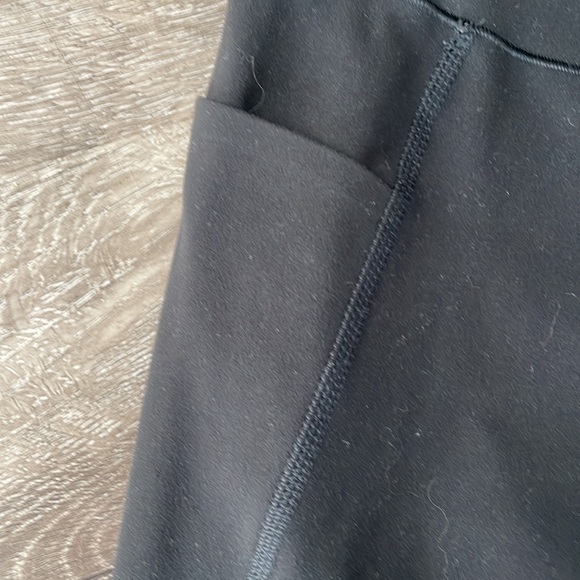 uniqlo AIRism Pocketed UV Protection Soft Leggings - Picture 2 of 5